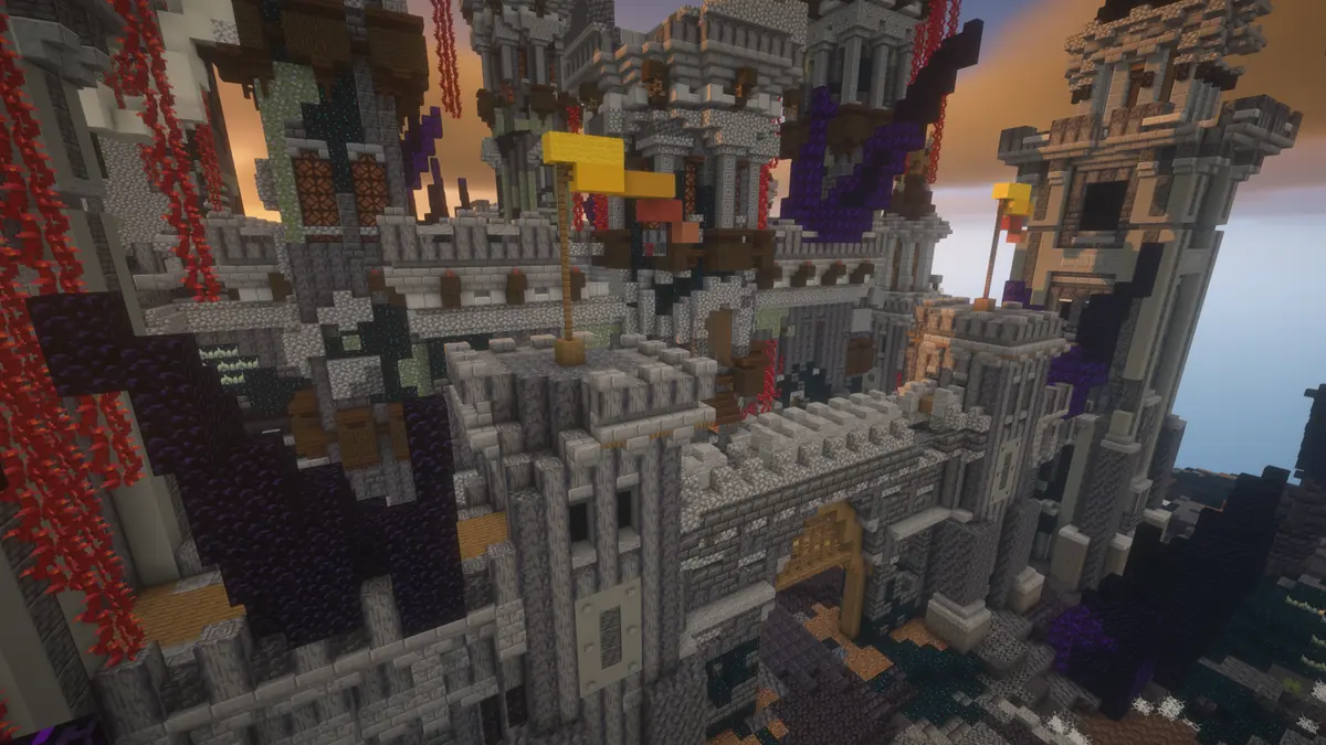 The King of the Hill warzone castle on OraclePvP